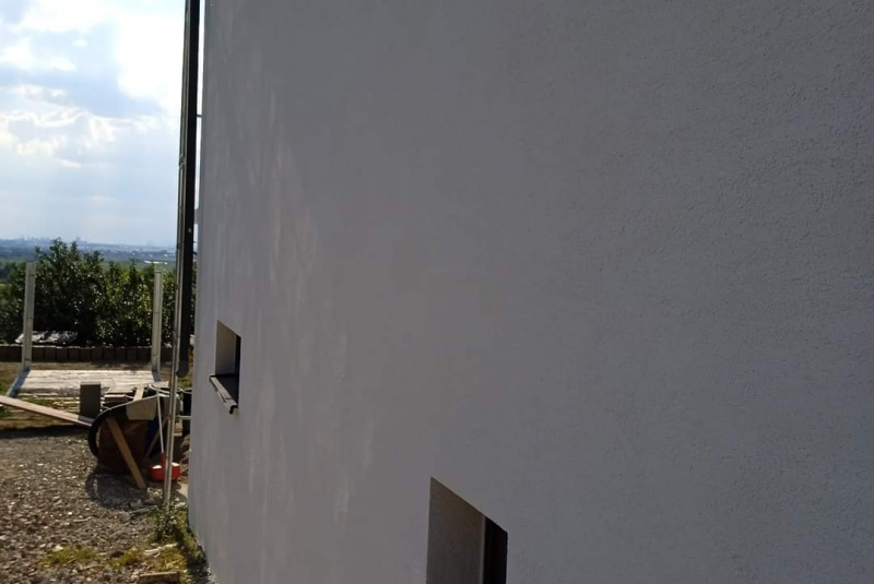 Realizované projekty - zoznam / Košice - Okolie - Hrubá stavba + Zateplenie + Fasádna omietka RD - foto Realizované projekty - zoznam / Košice - Okolie - Hrubá stavba + Zateplenie + Fasádna omietka RD - foto