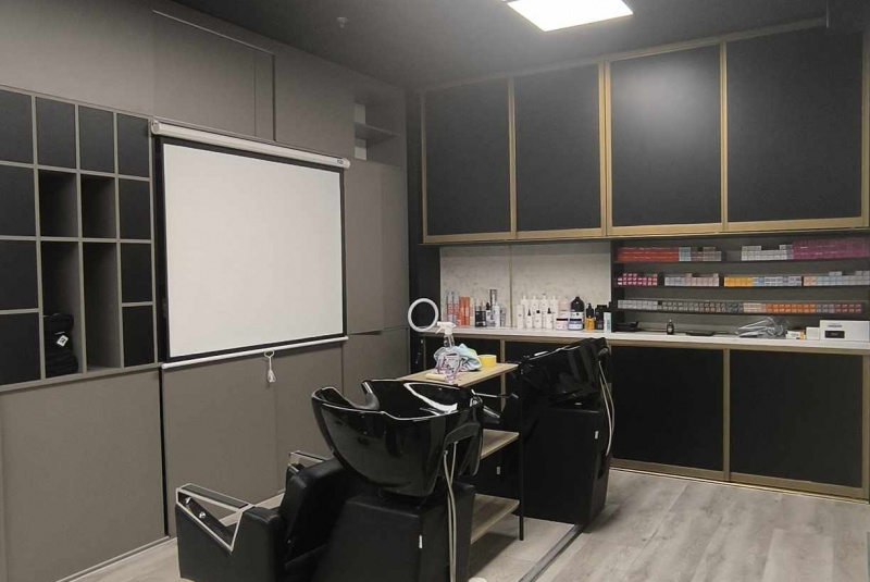 Realizované projekty - zoznam / Košice - Rekonštrukcia Kaderníckeho priestoru v OC Galéria - foto Realizované projekty - zoznam / Košice - Rekonštrukcia Kaderníckeho priestoru v OC Galéria - foto