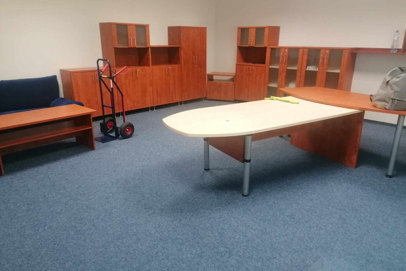 Realizované projekty - zoznam / Košice - Rekonštrukcia kancelárii - foto  Realizované projekty - zoznam / Košice - Rekonštrukcia kancelárii - foto