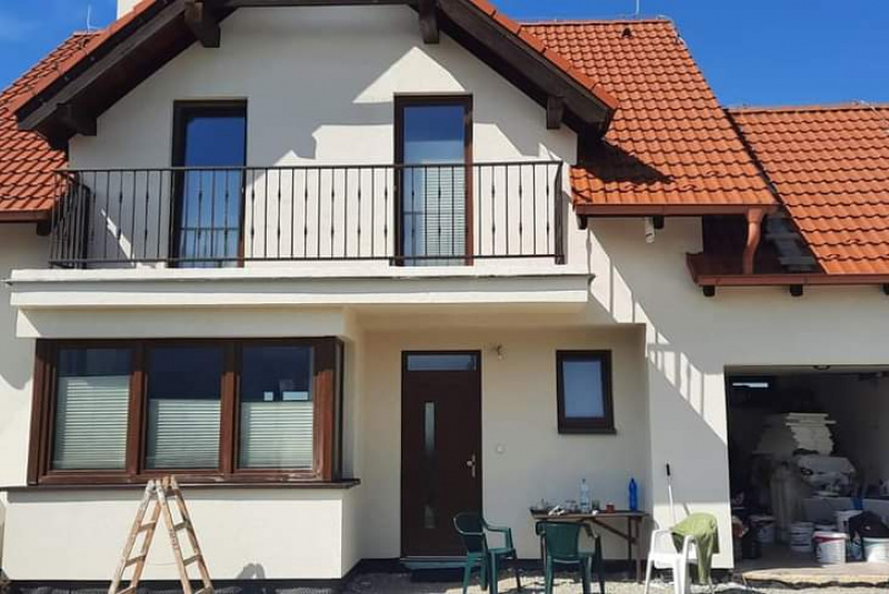  Realizované projekty - zoznam / Košice - Okolie - Zateplenie + Fasádna omietka RD - foto